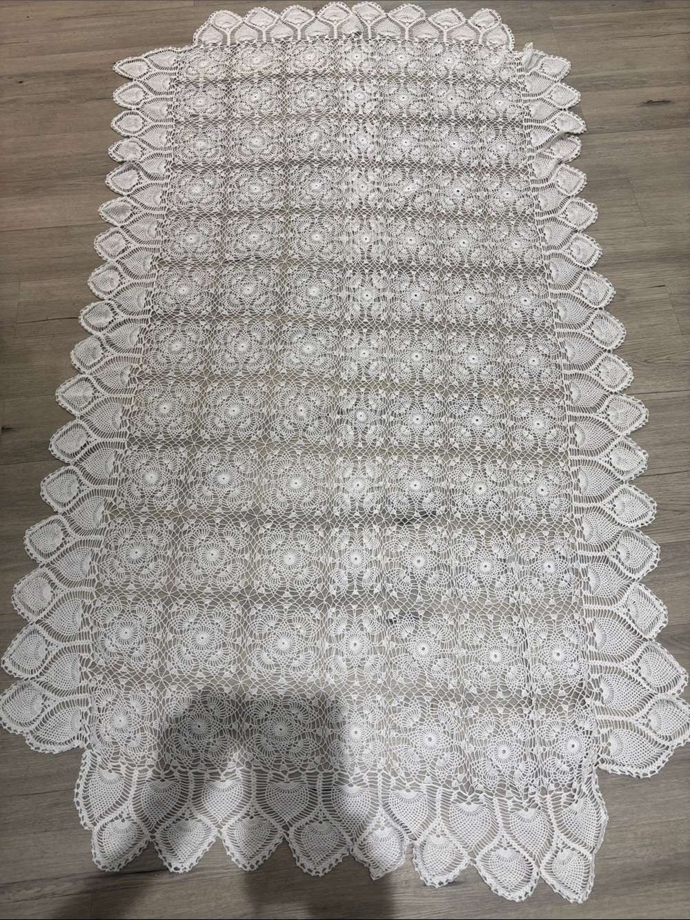 White Crochet Lace Throw Blanket - Unbranded
45”/79”
